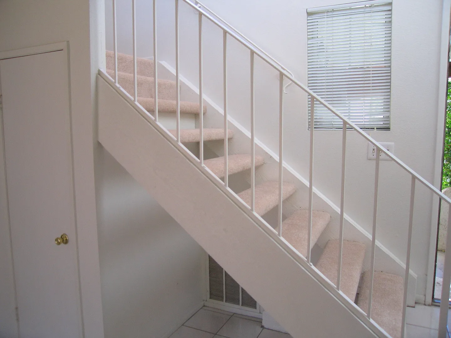 Nice 2 Story Home — Photo 3