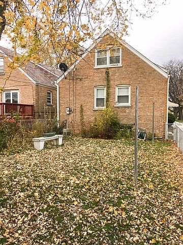 2nd image of 6001 S Kolmar Ave