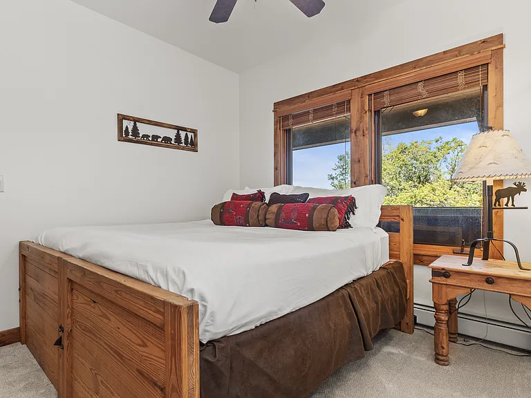 2nd Level - King or Two Twins Bedroom 2