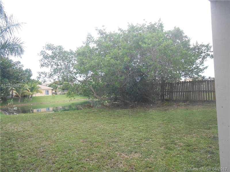2nd image of 20865 SW 89th Pl