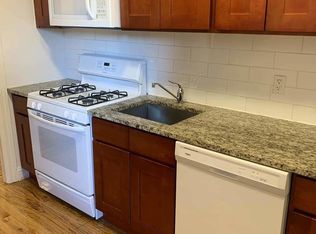 9031 Whitney Ave APT 3C, Elmhurst, NY 11373