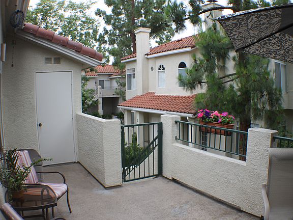 2nd image of 129 Sandpiper Ln