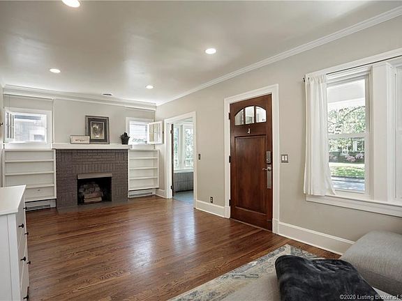 4th image of 1731 Depauw Ave