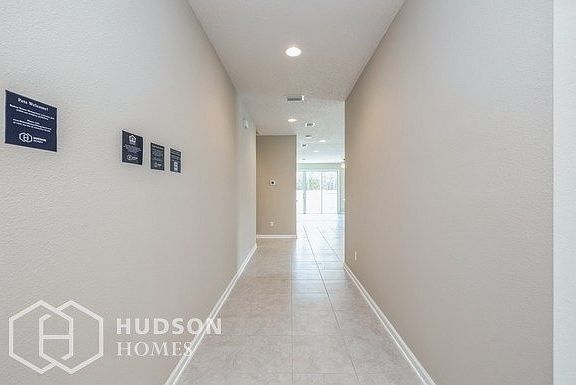 3rd image of 3410 Traceland Oak Ln