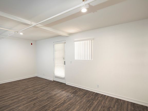 5th image of 302 Island Ave APT 207