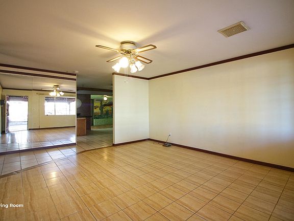 2nd image of 3431 W Glenn Dr