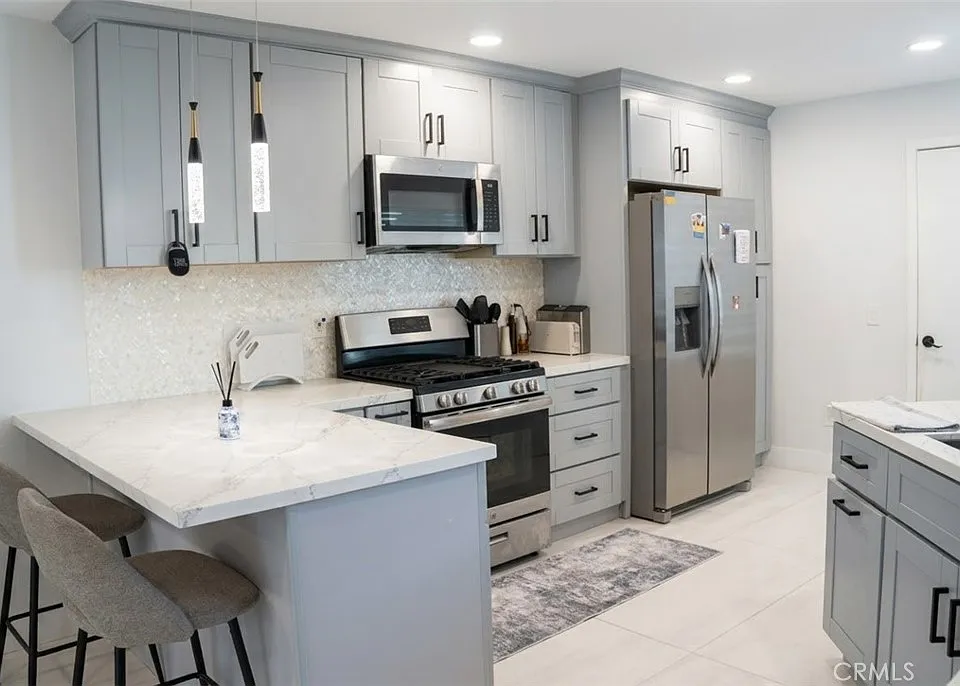 25166 Chestnutwood