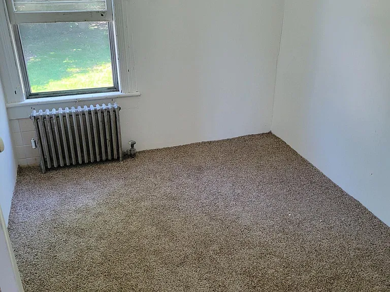 75 Woodside Ave — Photo 6