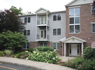 74 Mountain View Ct, Riverdale, NJ 07457