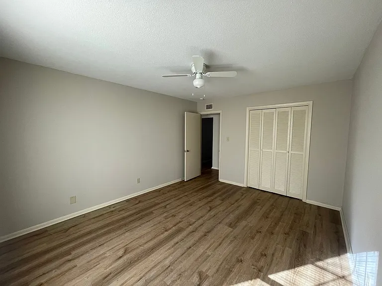 3824 E Country Club Rd — Photo 11