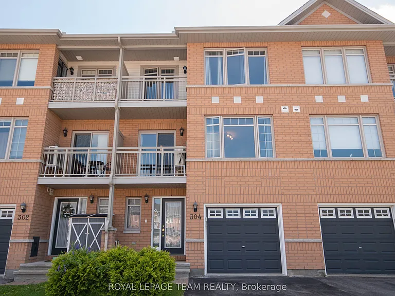 304 Citiplace Dr — Photo 1