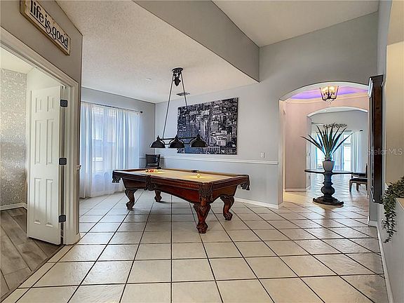 3rd image of 4622 Redmond Pl