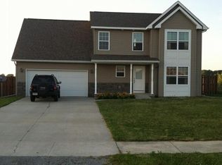 10374 Sarle Rd, Freeland, MI 48623