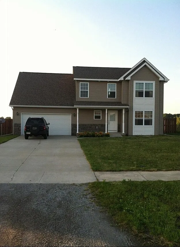 10374 Sarle Rd photo 1