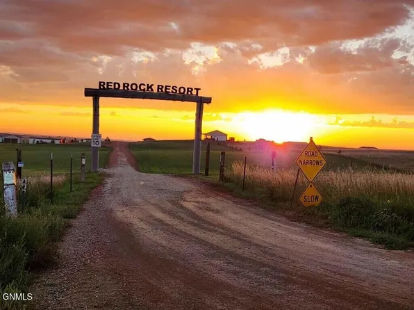 5505 71st Ave SW, Glen Ullin, ND 58631