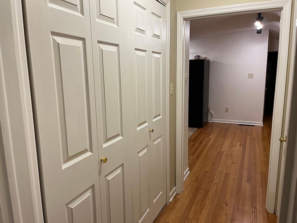Double Hall closets!
