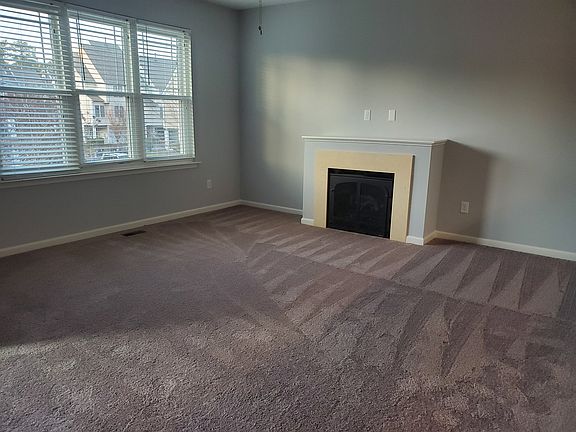 2nd image of 1031 Hollymeade Cir