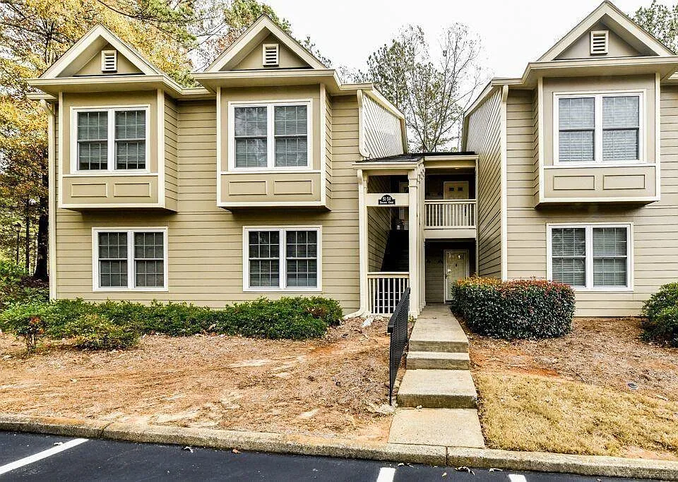 53 Doranne Ct SE #53