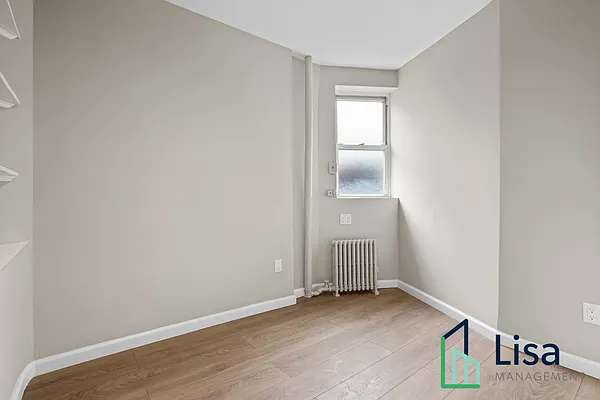 Rented by Lisa Management Inc | media 23