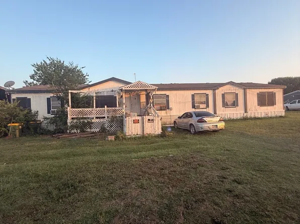 3609 Wild Horse Ln, Joshua, TX 76058