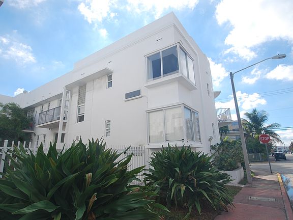 4th image of 320 80th St APT 12A