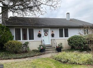 2400 Edge Hill Rd, Huntingdon Valley, PA 19006