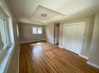 4040 42nd St, Des Moines, IA 50310