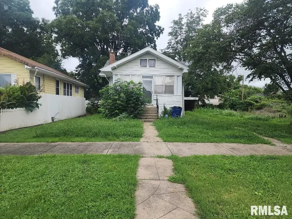 626 33rd St, Cairo, IL 62914
