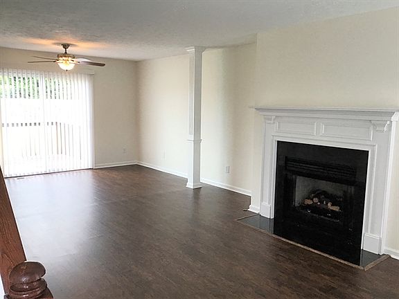 3rd image of 536 Bradford Dr