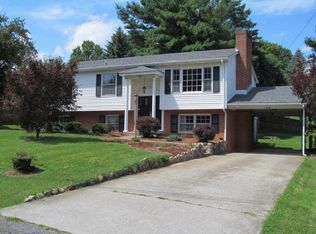 188 Azalea Rd, Daleville, VA 24083