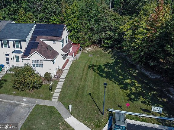 2nd image of 250 Woodland Green Way