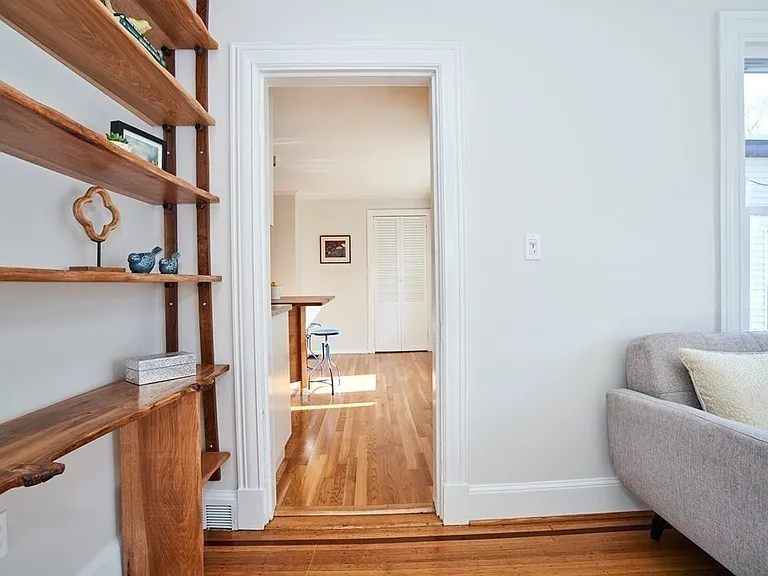 17 School St #2 — Photo 4