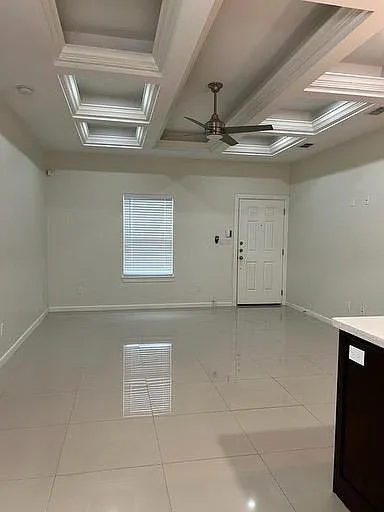3 bed, 1240 sqft, $1,350 — Photo 3