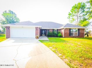 3412 Hermitage Ct, Ocean Springs, MS 39564