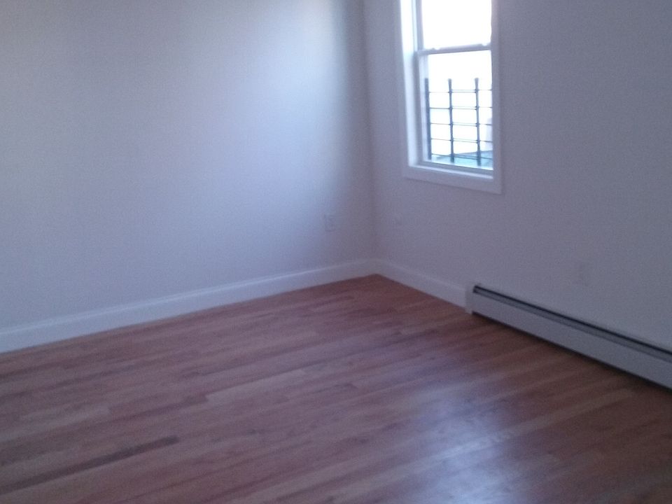 2nd image of 7002 66th St Ste 1