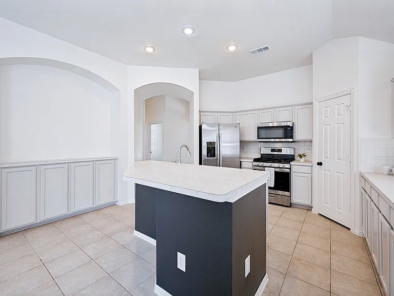 1343 Bent Tree Dr — Photo 7