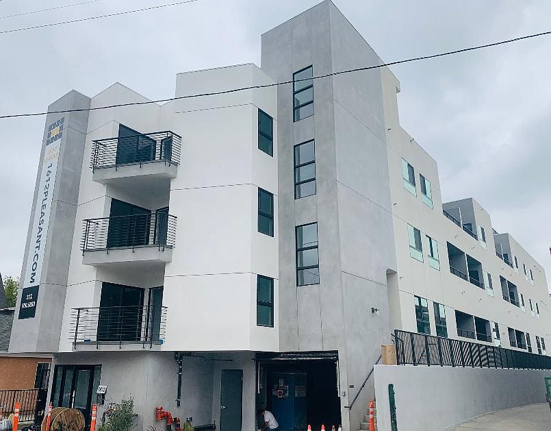 1st image of 1612 Pleasant Ave #201