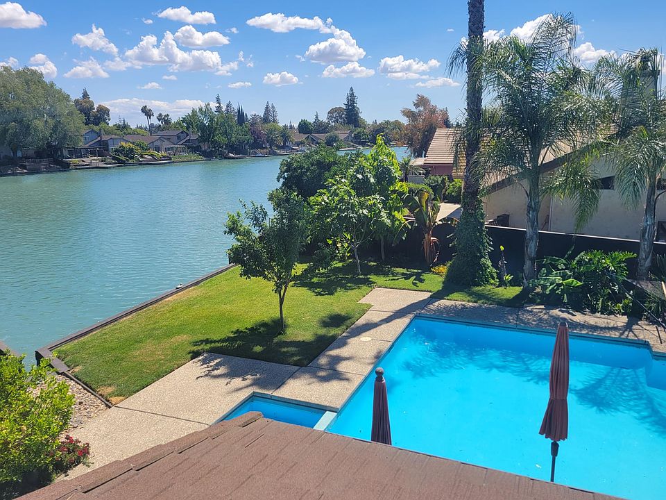 Located on Beautiful Quail Lake. Includes a pool in the common area.