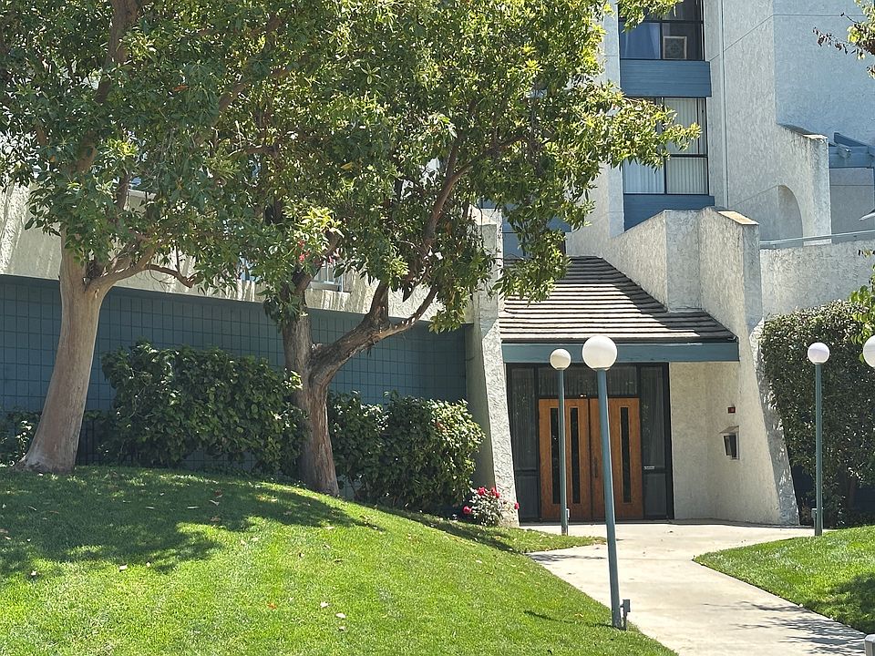 1st image of 4260 Via Arbolada Unit 230