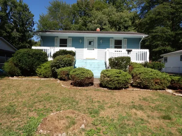 691 Eldred St, Erie, PA 16511