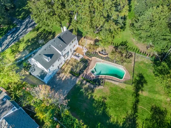 28 Woodmont Rd, Montclair Twp., NJ 07043