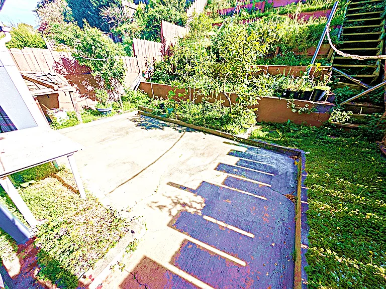 Sweeny St — Photo 7