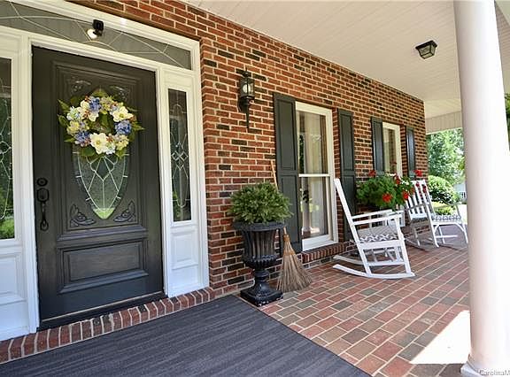 5th image of 1509 E Fork Dr