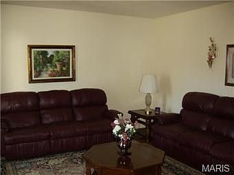3rd image of 108 Lea Meadows Dr