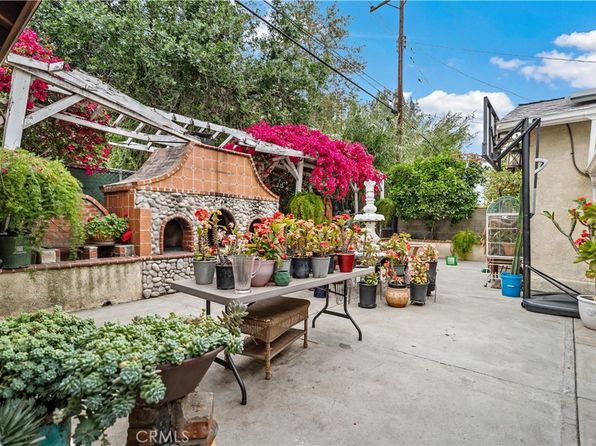 609 Hennipen St, Pomona, CA 91768