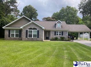 1726 Garland Dr, Hartsville, SC 29550