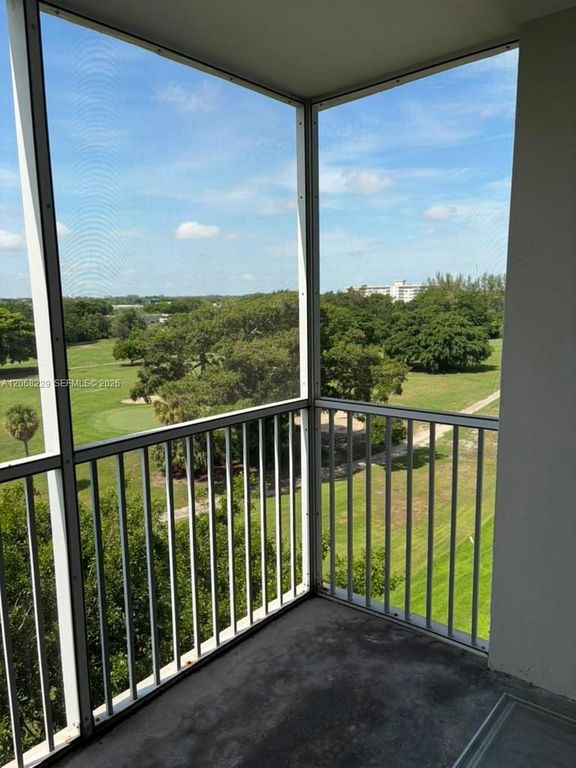 3050 N Palm Aire Dr APT 707, Pompano Beach