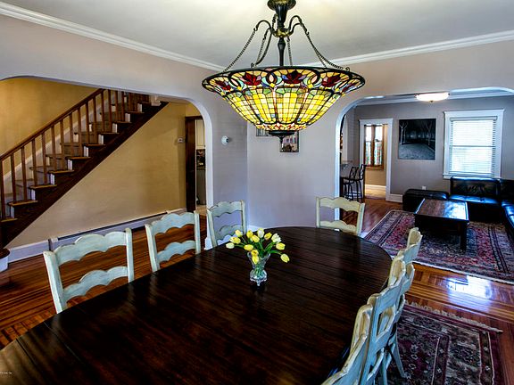4th image of 107 Egbert Ave
