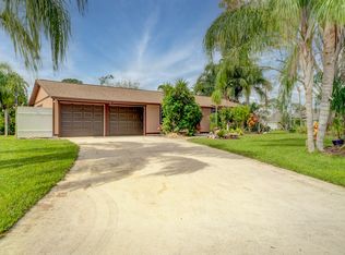 2392 SW Madrid Rd, Port Saint Lucie, FL 34953