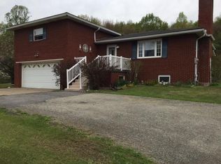 672 Cunningham Rd, Indiana, PA 15701